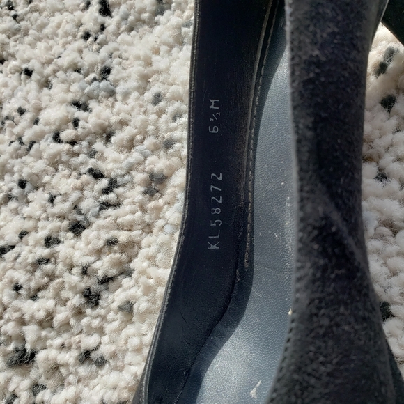 Stuart Weitzman low platform pumps - Picture 5 of 5